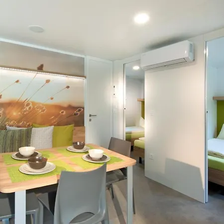 Ferienparadies Natterer See Holiday park Neu Gotzens