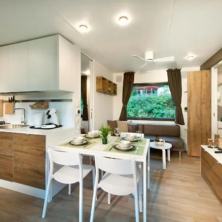 Ferienparadies Natterer Tatil parkı Neu Gotzens